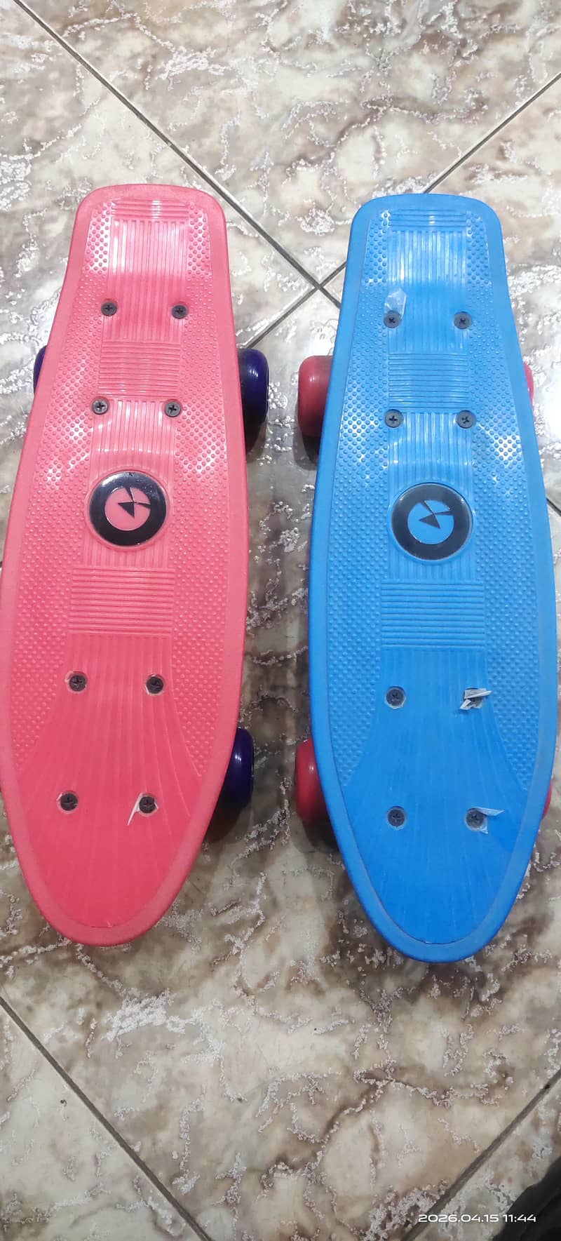 Mini Skates from UAE 0