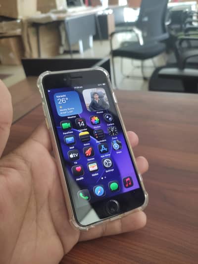 Iphone Se 3 (2022) Almost New