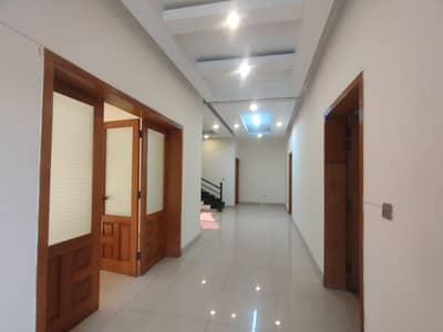 F-6 Front Back Duplex House 5 Bedrooms.