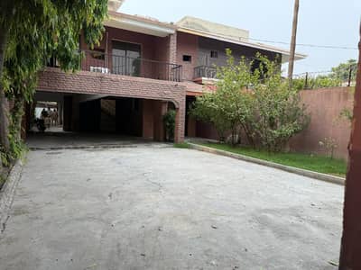 1 Kanal Double Story House Available For Rent In Garden Town Lahore.