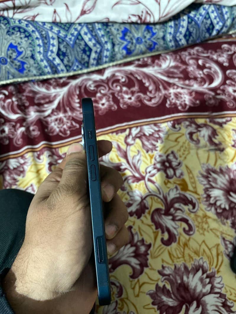 iphone 13 2