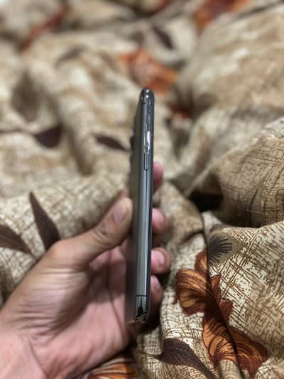 Apple iPhone 11 Pro