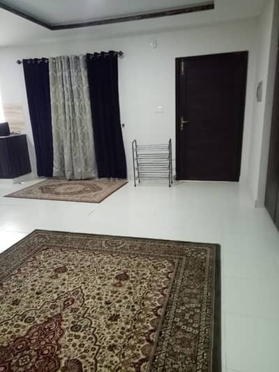 Semi-Furnished Penthouse With Roof Top Gathering Space & Scenic Views