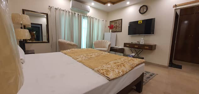 EXECUTIVE PLUS ROOM FOR RENT IN HOTEL LUXE HEIGHT
