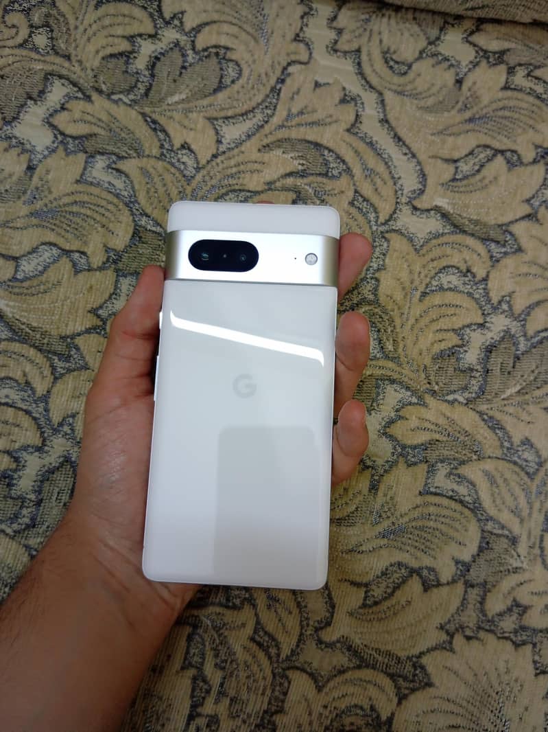 Google Pixel 7 10/10 Condition 6
