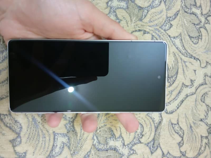 Google Pixel 7 10/10 Condition 7