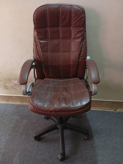 Boss Chair / Office Chair