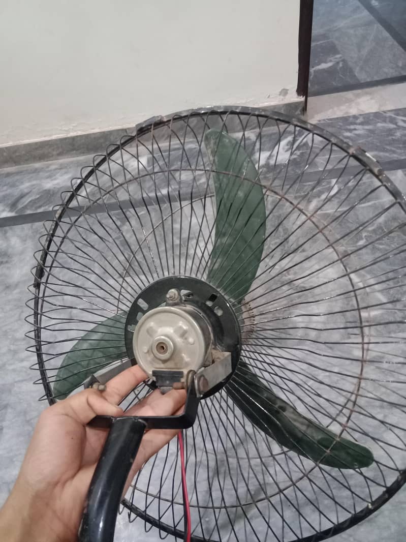 Bracket Fan 1