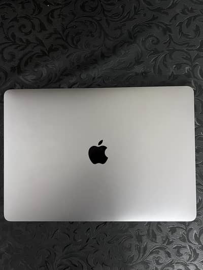 MacBook Pro 2019 – Urgent Sale