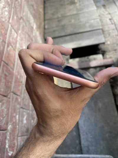 xr 64gb Dual sim pta proved