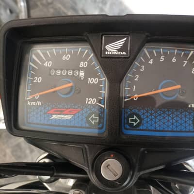 24/25 model honda 125  fresh condition
