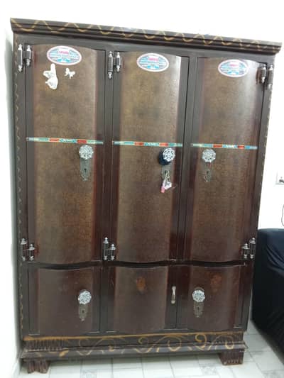 iron Almirah for sale