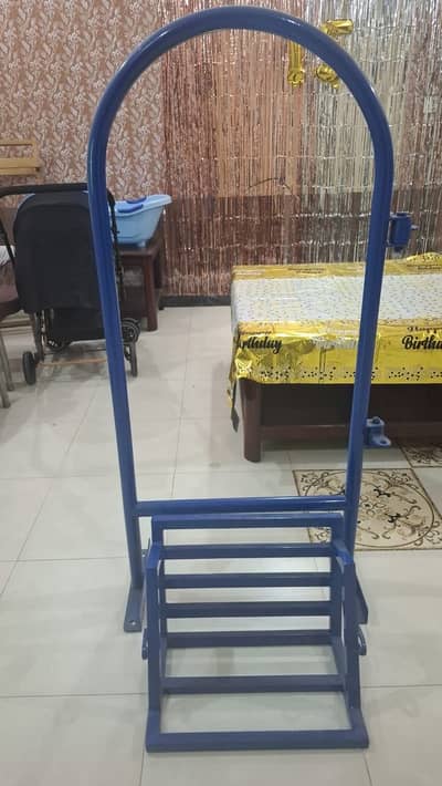 A good swing for kids used for indoor activities