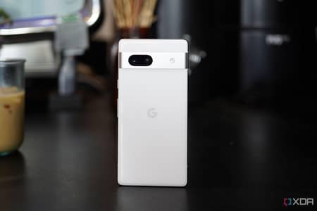 Google pixel 7a 10/10 condition