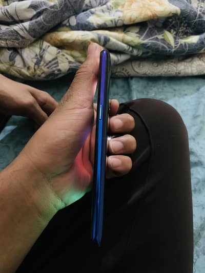oppo reno z 8 gb ram 256 memory All ok finger print working