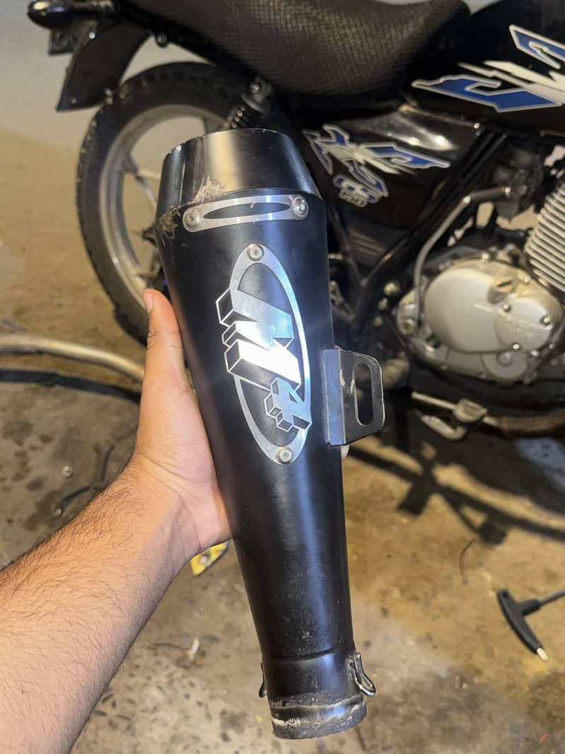 M4 Muffler echaust 0