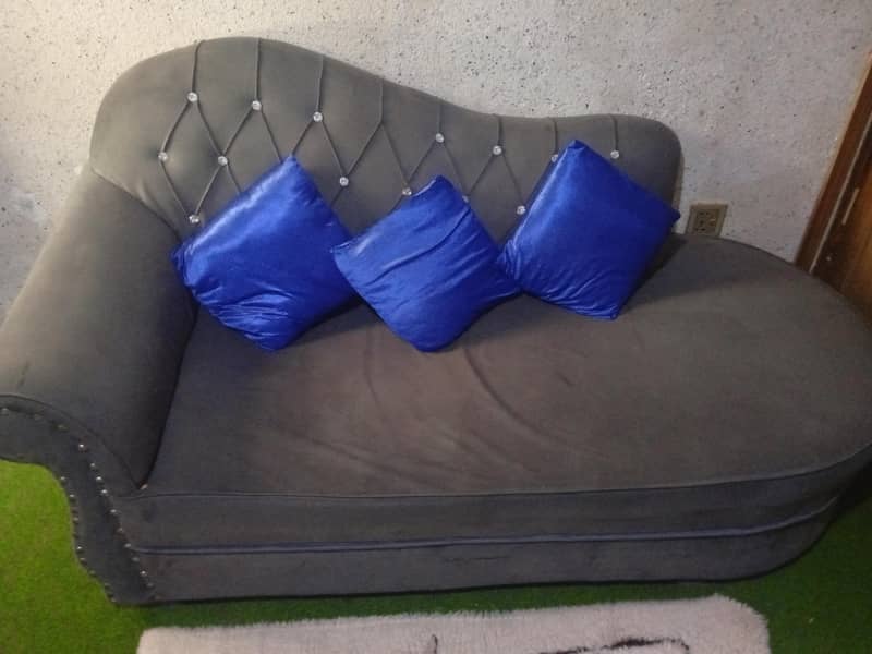 Two single two double one half sofa 0