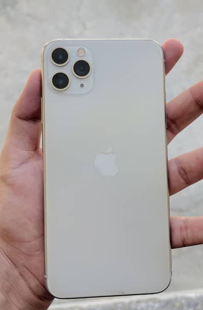 iPhone 11 ProMax PTA Approved256GB White Silver Total Genuine Phone