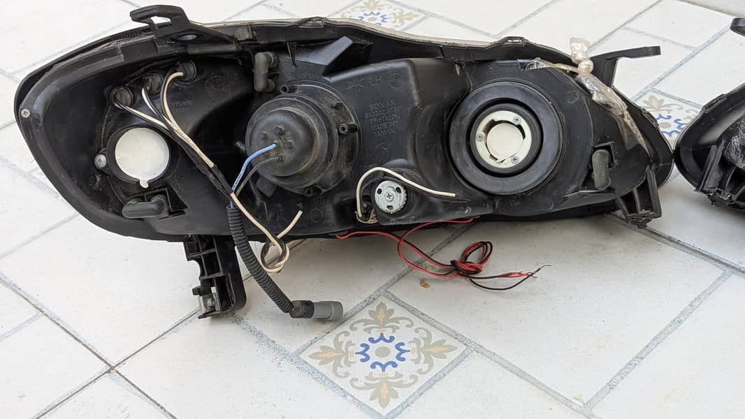 Corolla Headlights 17