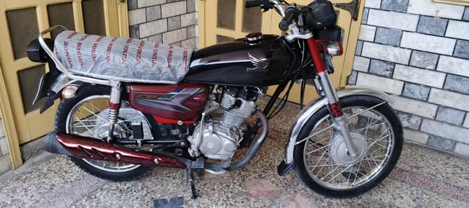 Honda 125 RED 2023 model