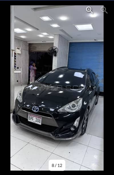 TOYOTA AQUA X URBAN 2015 /19 pearl black b to b genuine