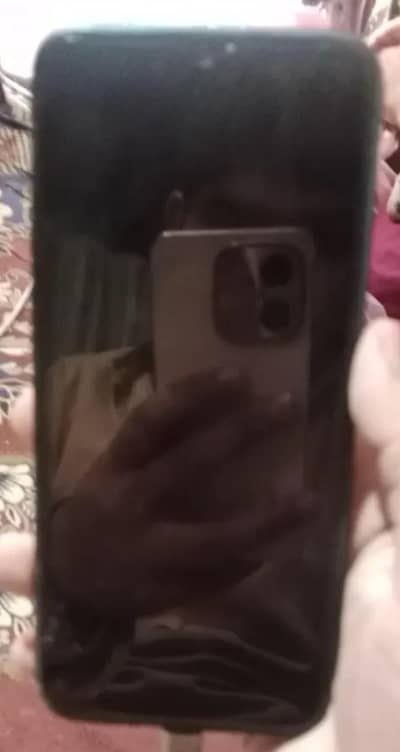 Infinix hot 10i.    4gb 128gb  6000mah battery good condition