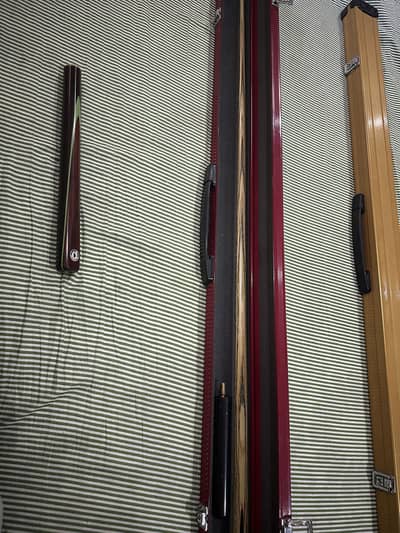 Master Tournament Cue