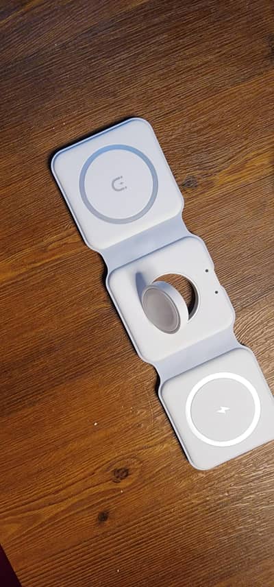 3 in 1 fast magsafe wireless charger foldable