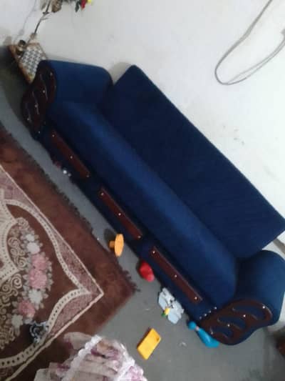 sofà com bed for sale on urgent basis