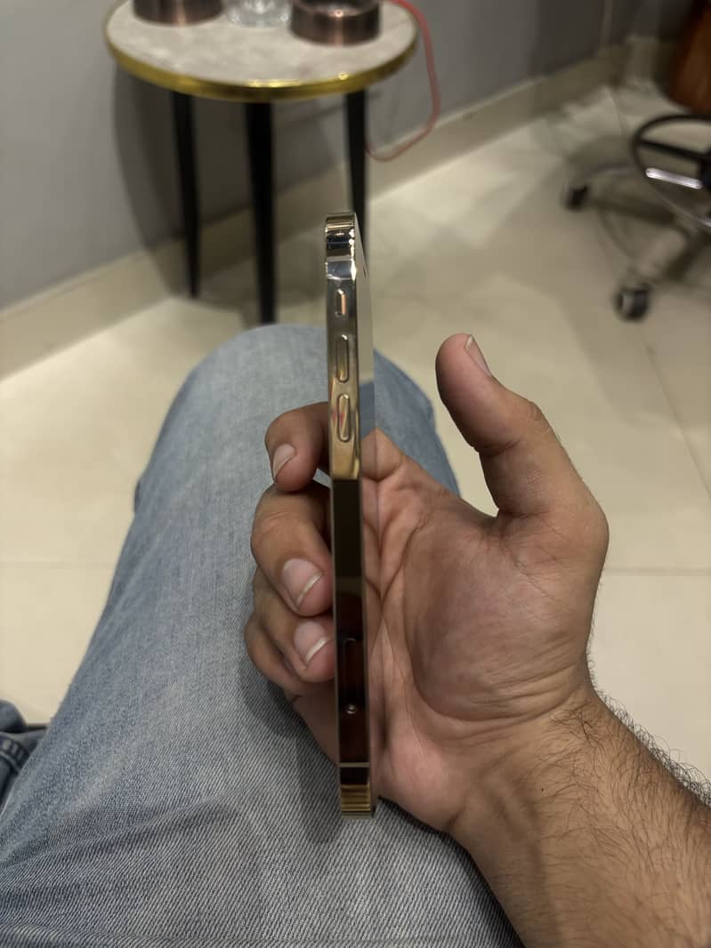 Iphone 12 pro 2