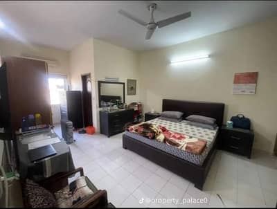 10 Marla Lower Portion Available For Rent In Park View City Lahore