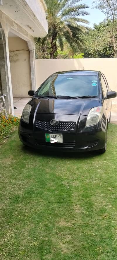 Toyota yaris (Vitz) London model1.3 Manual