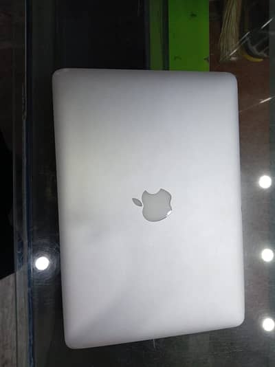 Macbook 2015 pro silver