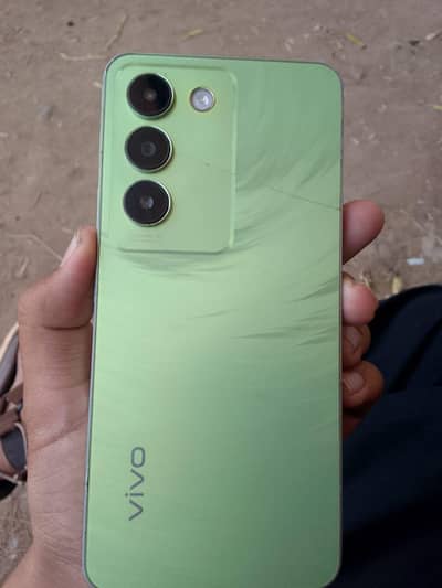 vivo y100