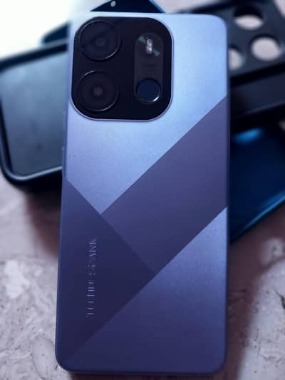 Tecno spark go 2023 complete box & original charger - 10/10 condition