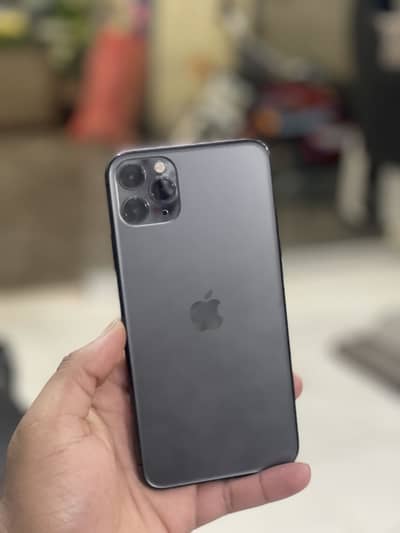 iPhone 11 Pro Max (Factory Unlock)