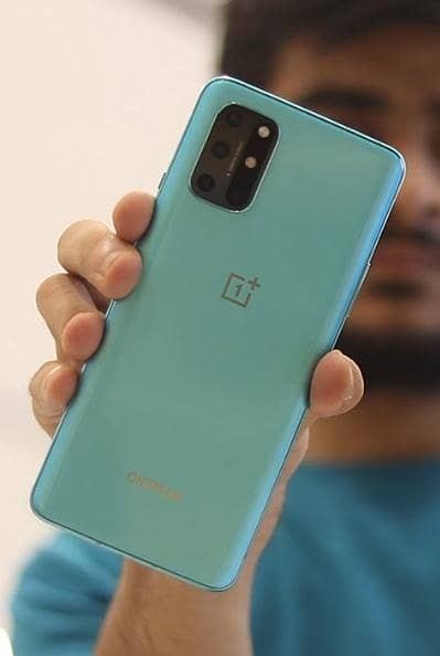 one plus 8t 12/256 GB sim on hai