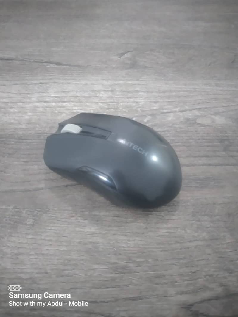 Wire-less Mouse A4tech 8