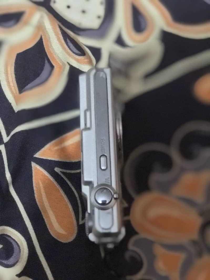 Digital camera 3