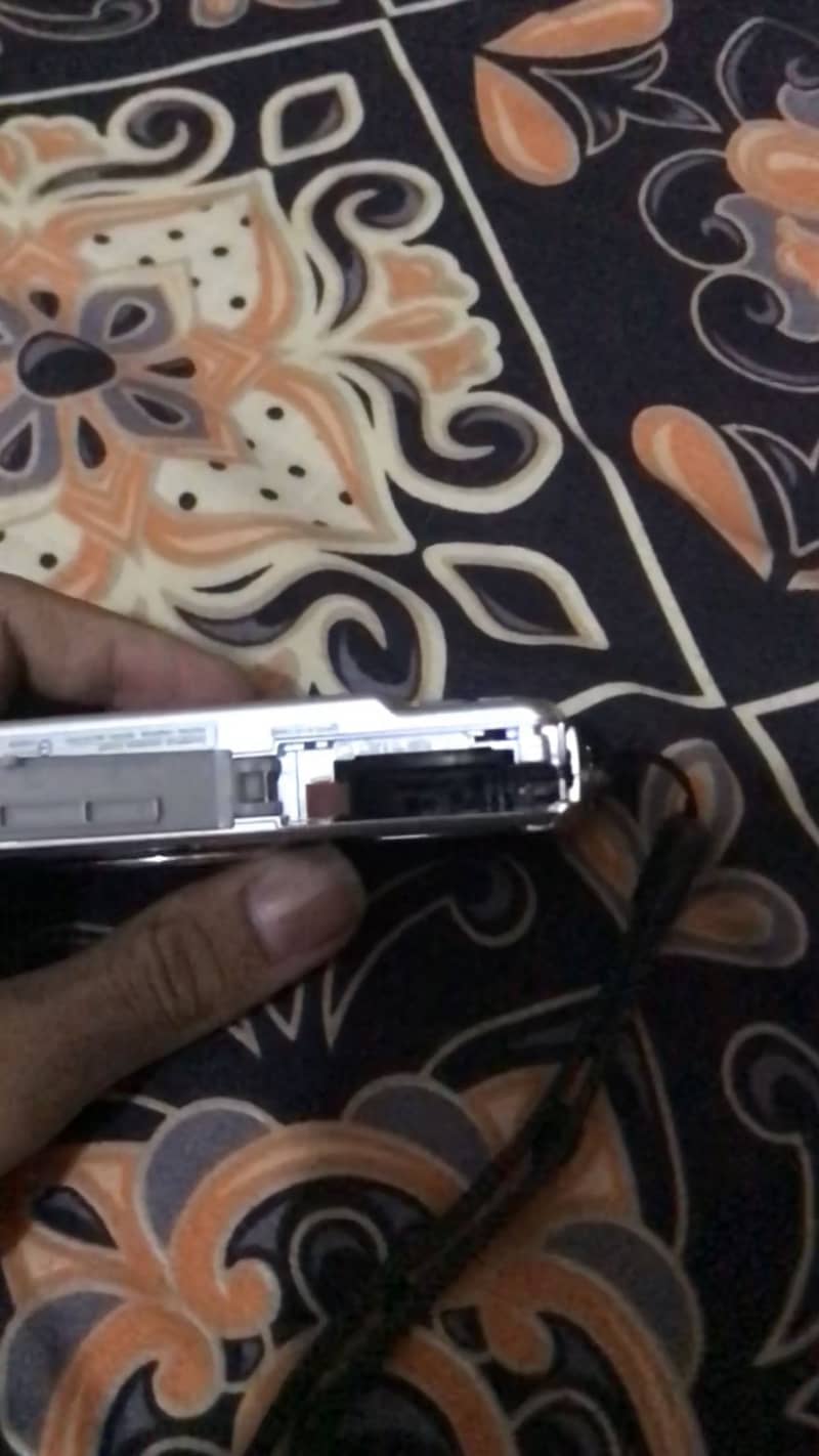 Digital camera 4