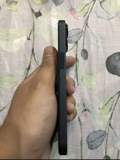 I phone 14 dark blue colour 0307-9902581 what up number