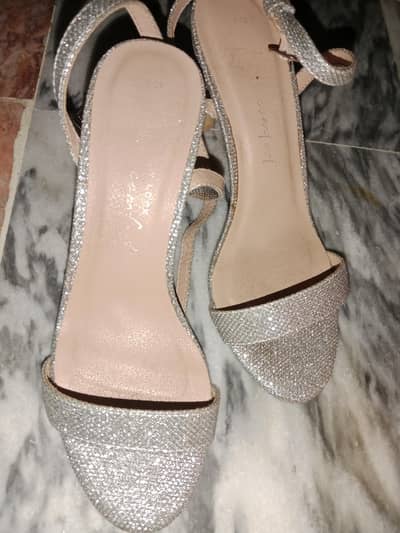 gray colour golden colour