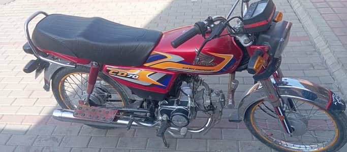Honda CD-70 Bike