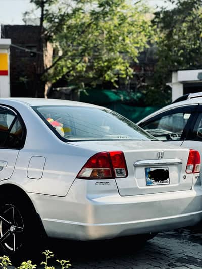 Honda Civic EXi 2005