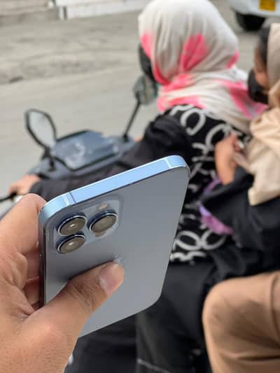 Battery helth 85 bilkul ok no open no rpyr 10.10