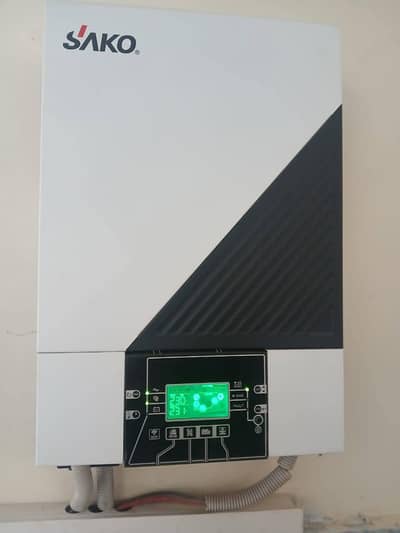 Sako 4.5kw Hybrid Solar inverter