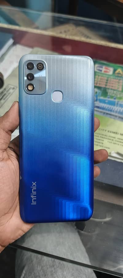 Infinix Hot 11 play