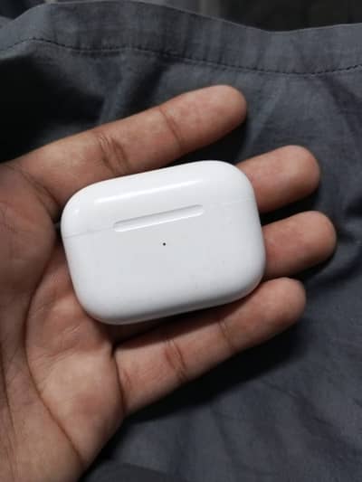 AirPods 10/10