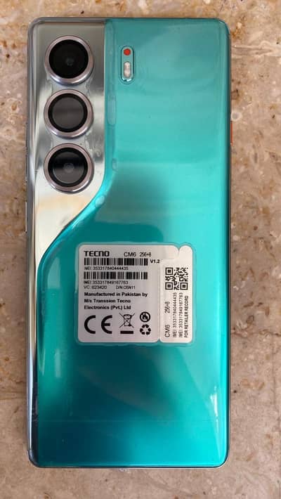 tecno camon 40 pro complet box