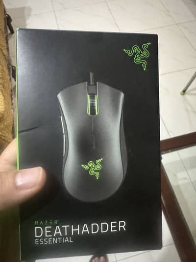 Razer DeathAdder Essential Mouse